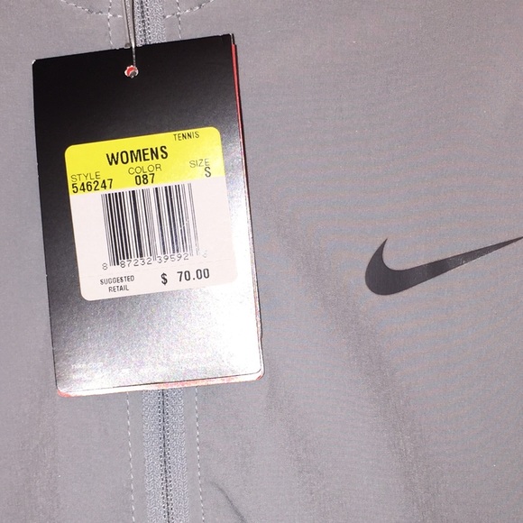 Nike Dri Fit Workout Jacket - Picture 4 of 7